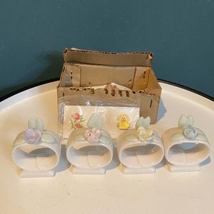 LENWILE ARDALT SET OF 4 Floral Napkin Rings Place Card Holders in Box With Cards